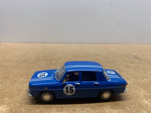 Route bleue renault 8 - renault,