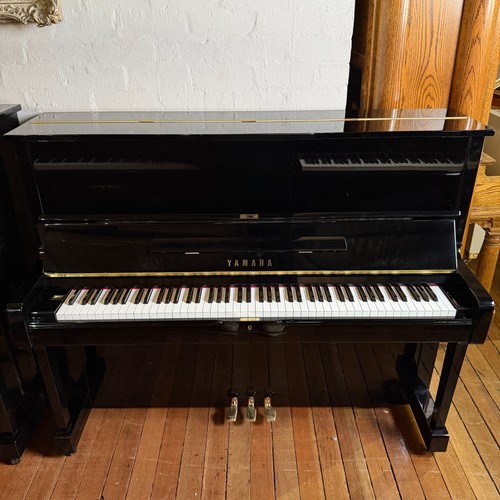 Yamaha upright piano black - upright,
