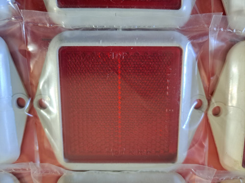 Durite reflector red 50mm - 50mm, x