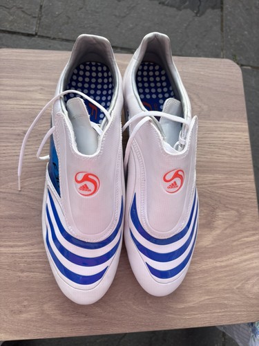 Perfect condition adidas f30 - perfect,
