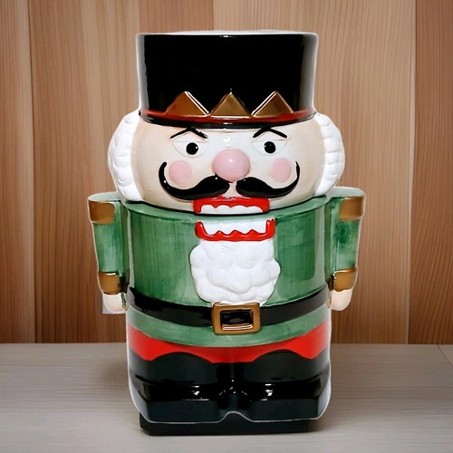 Vtg nutcracker earthenware - vtg,