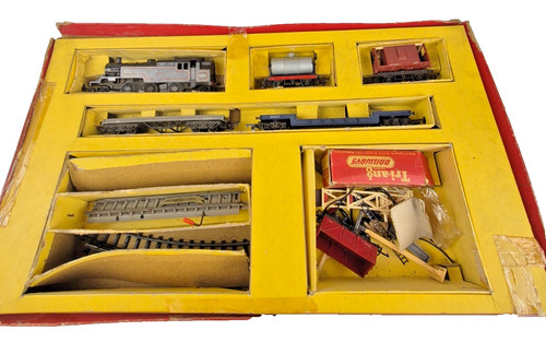 Tri ang passenger train - passenger,