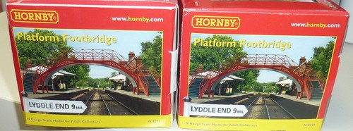 Hornby pair boxed gauge - boxed, n