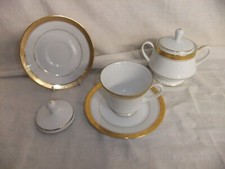 Noritake Legacy Gold -