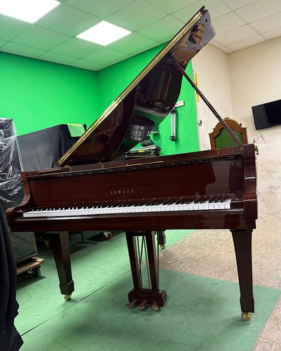 Yamaha baby grand piano - yamaha,