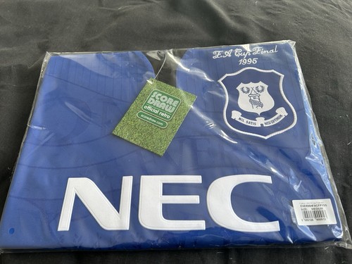 Everton retro shirt - everton,