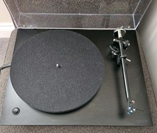 Rega P3 Turntable 24v