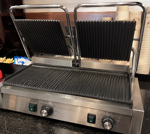 Brand new panini grill - grill, machine
