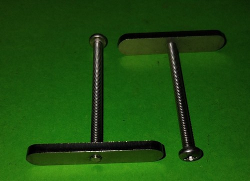 Car grill badge - 2x, m3.5