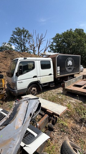 Mitsubishi fuso canter double - canter,