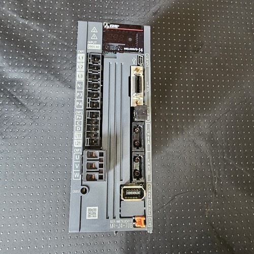 Mitsubishi 70b servo - mitsubishi,