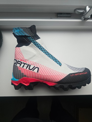 Sportiva hiking boots - la,