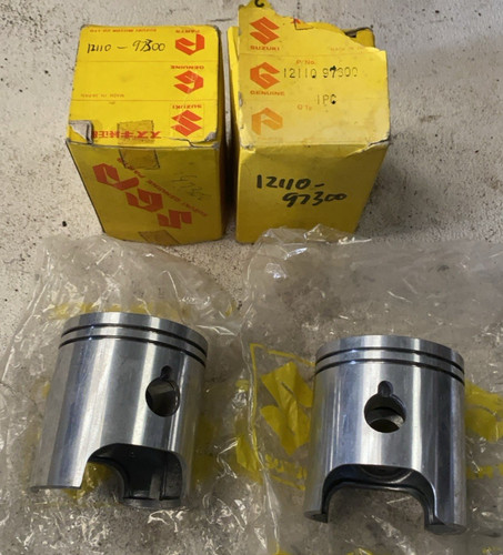Suzuki sm40 xr440 pistons - sm40,