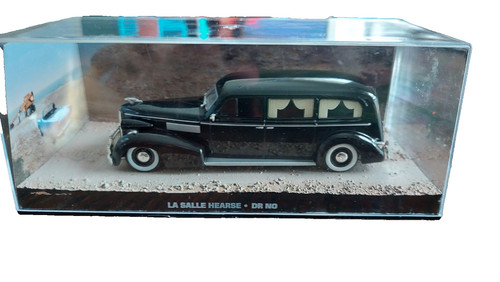 Salle hearse 007 james - 007,