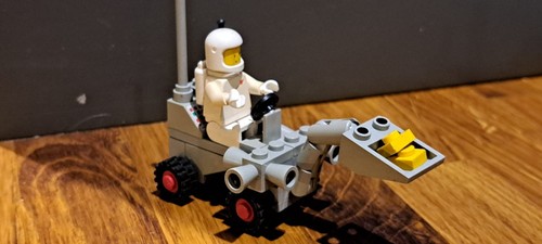 Vintage lego space shovel - space,