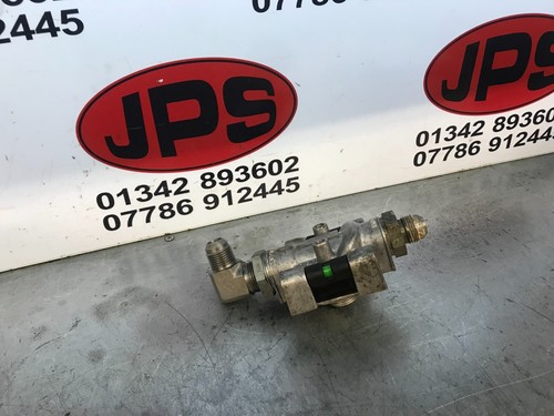 Hydraulic oil filter head - , x