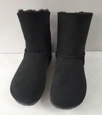 FITFLOP MUKLUK SHORTY SIZE