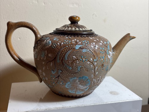 Antique royal doulton - royal,