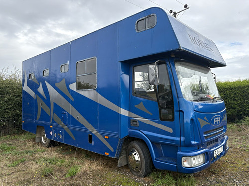 Iveco 2004 horsebox tons - horsebox, 7.5