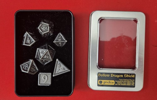 Serrated solid metal dice - 7,