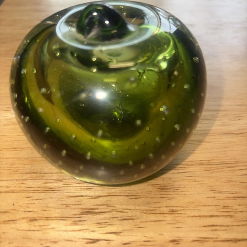 Glass green apple controlled - apple,