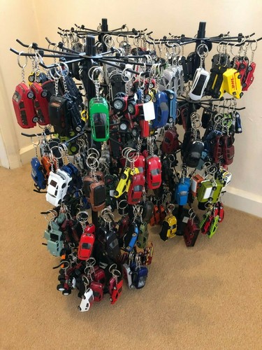 Model car keyrings - model,