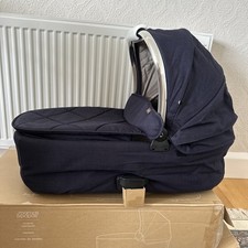 Mamas and Papas Ocarro Carrycot Dark Navy