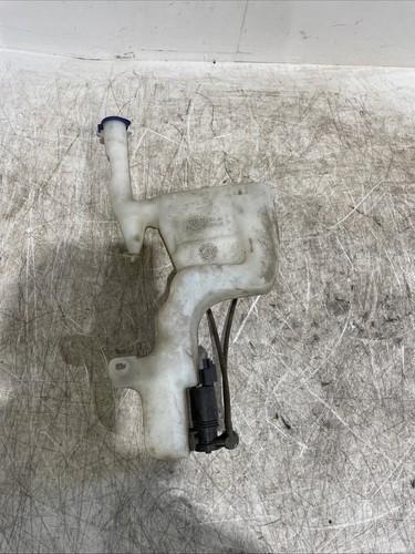 Ford washer bottle - washer, with