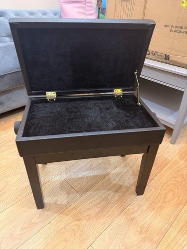 Piano stool with - piano,