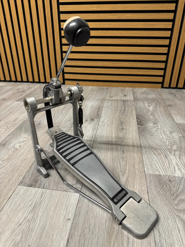 Yamaha single bass - single,