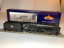 Bachmann 32-852 BR Black Early Emblem 2-10-0 Standard Class 9F Loco 92116