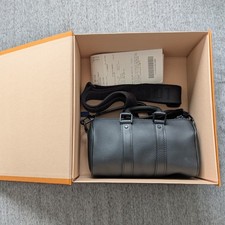 Louis Vuitton - Black Aerogram