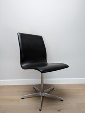 Arne Jacobsen Oxford Chairs by
