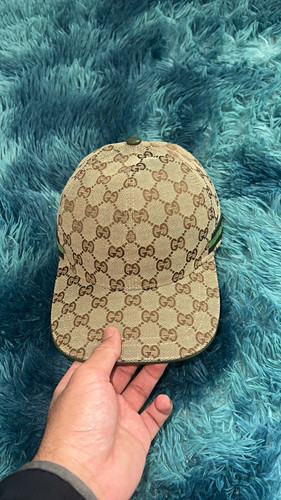 Gucci beige monogram canvas - gucci, gg