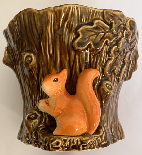 Sylvac woodland squirrel - sylvac,