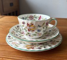 Minton Haddon Hall Green Edge