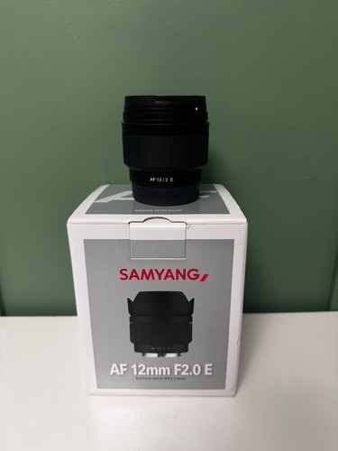 Samyang 12mm 2 0 - af,