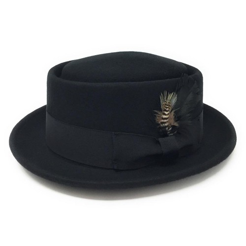 Wool felt black pork - wool, pie