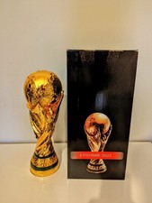 36CM WORLD CUP FOOTBALL QATAR 2022 GOLD TROPHY SPORT MEMORABILIA REPLIC—RESIN