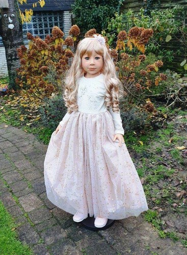 Romy blonde curls monika - curls,