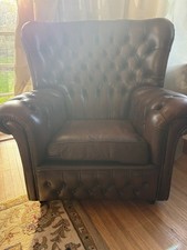 Vintage Brown Leather Chesterfield Armchair – Stunning Condition