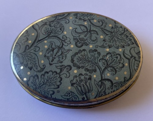 Lovely 1994 metal tin - ,