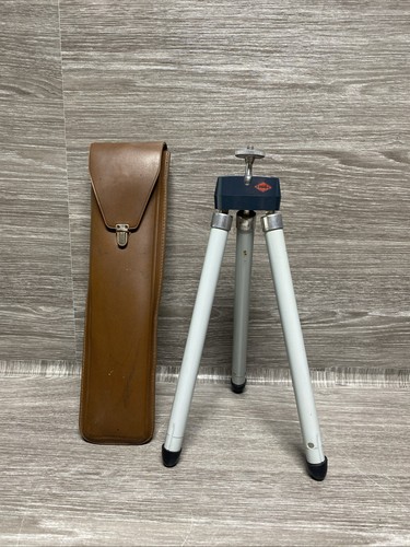 Vintage susis camera - camera, tripod