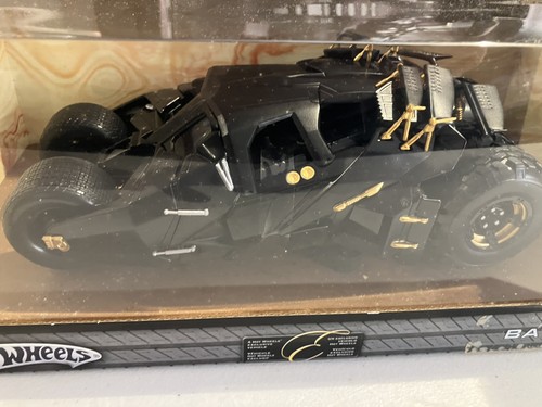 Hotwheels batman the dark - hotwheels, 1:18