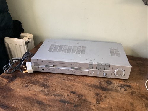 Akai stereo amplifier - akai,