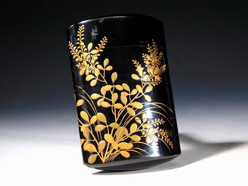 Gold makie and black - makie, lacquered