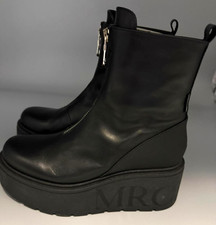 Marco Moreo Women's Beatless