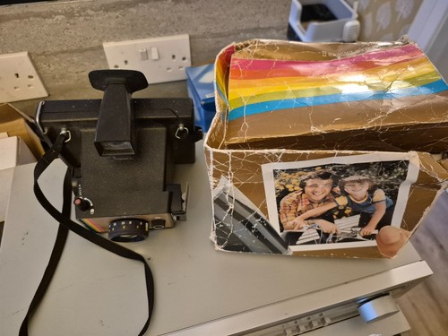 Polaroid land camera colours - land,