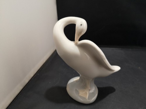 P859 lladro figurine no4553 - figurine,