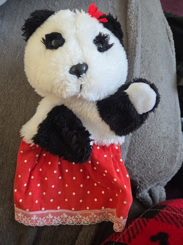 Sue hand puppet from - sue, sooty